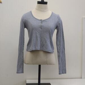 Topshop Gray‎ Fitted Crop Blouse size 8